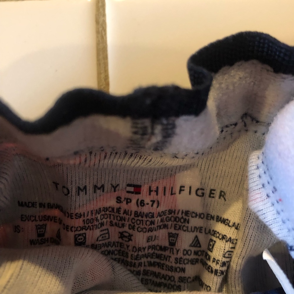 Boys Tommy Hilfiger underwear size sm 6/7 in great condition - Picture 6 of 7
